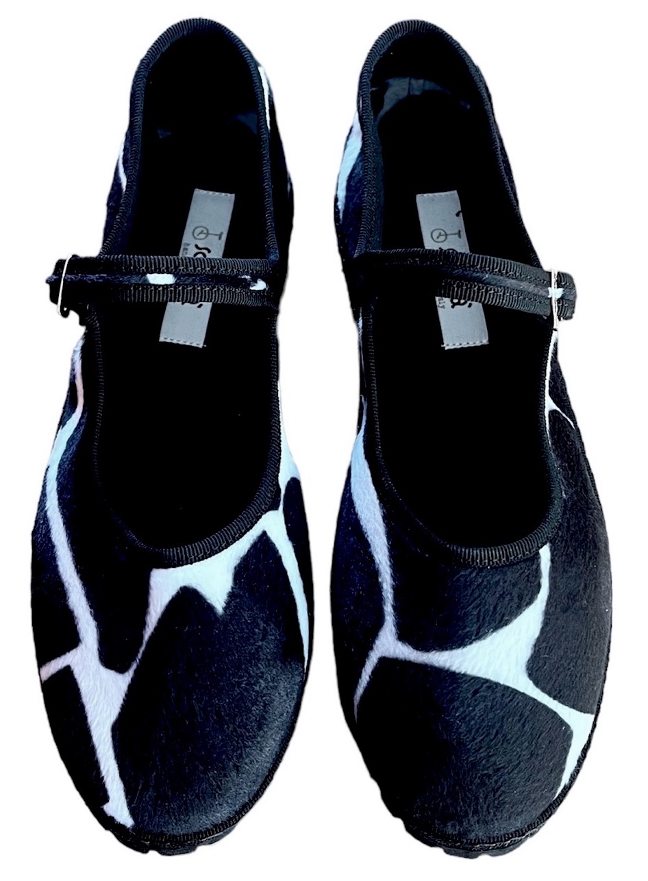 Maryjane Black Giraffe Vibram