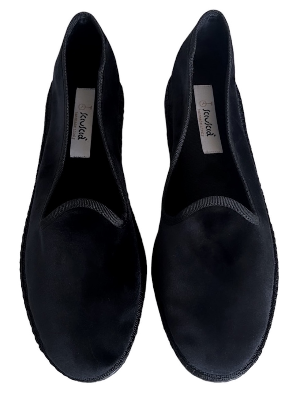 Tragara Black Velvet