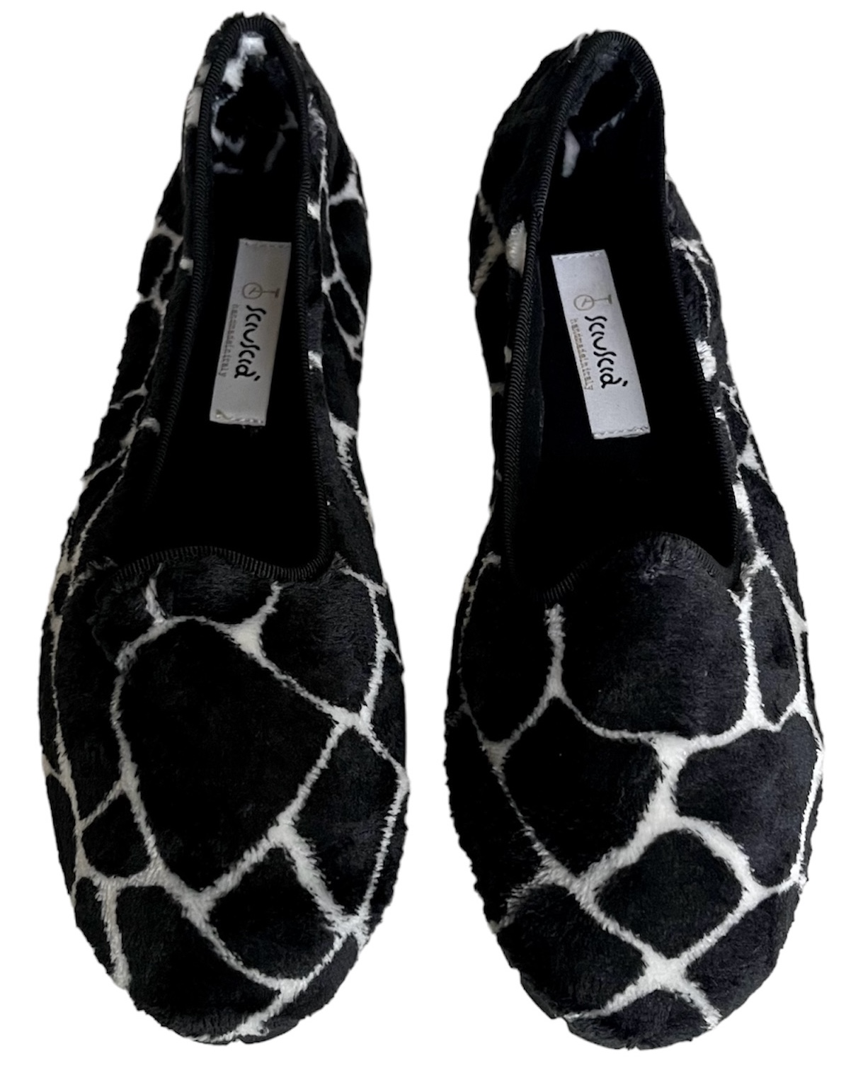Tragara Black Giraffe Eco Fur